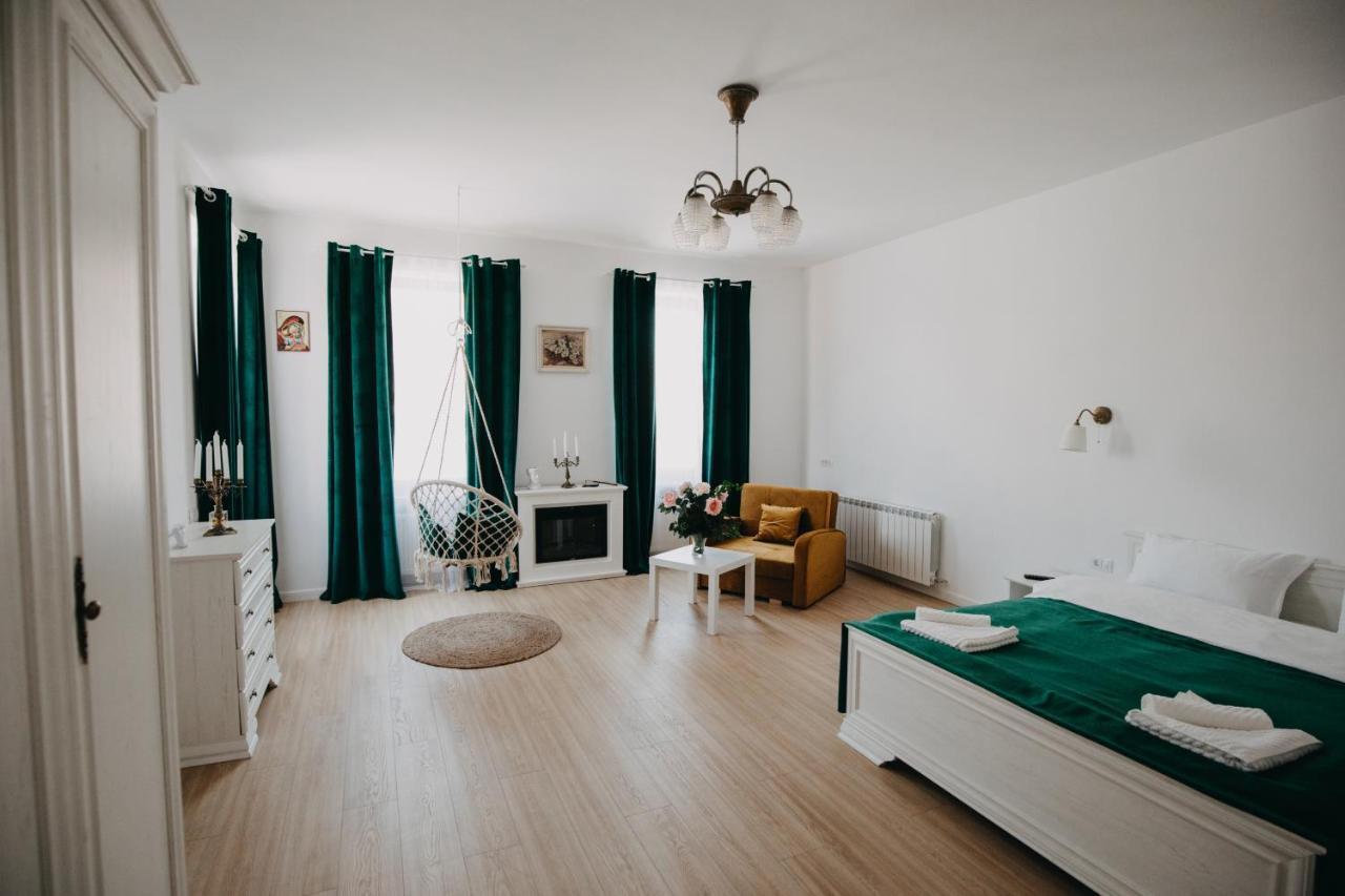 Studio Manzur Brașov Exterior foto